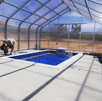 Meervoudig waterpijp-hydroponisch kweekstelsel voor de efficiëntie van de kaswaterbouw