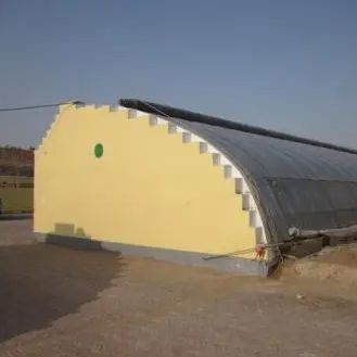 1209cm * 235cm * 239cm Ventilatie en schaduwing Groentehuis voor het planten van komkommers voor zonlicht
